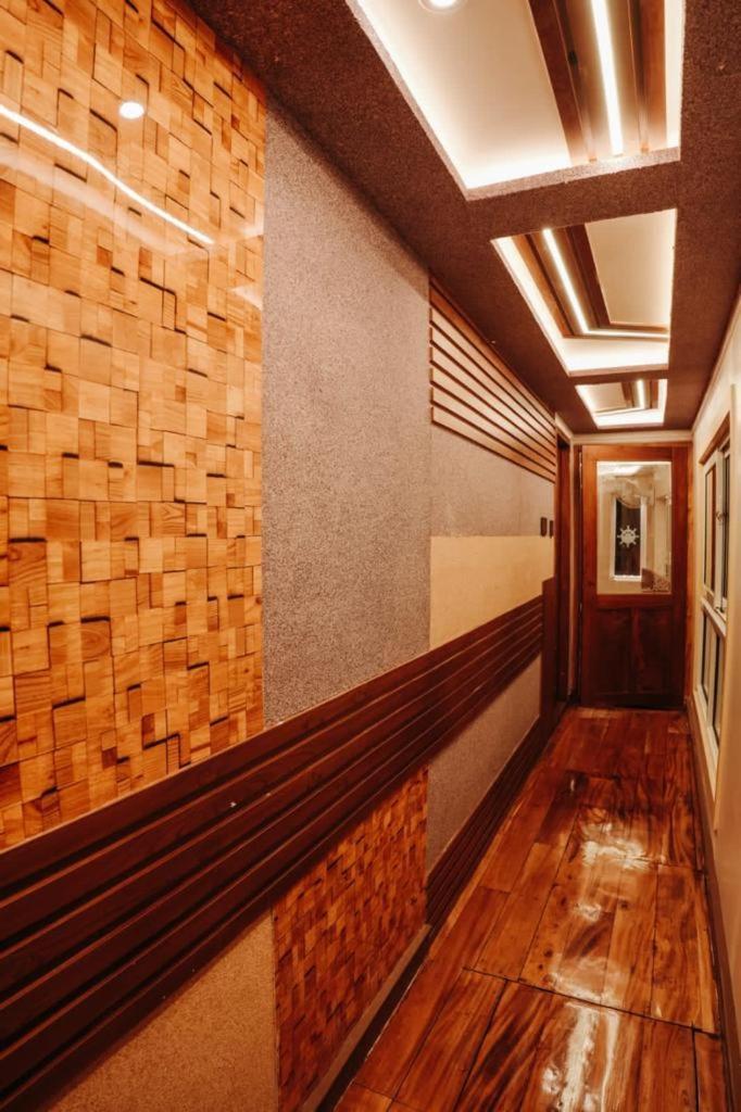 Venice Premium Houseboats Alleppey アーラップーザ県 エクステリア 写真